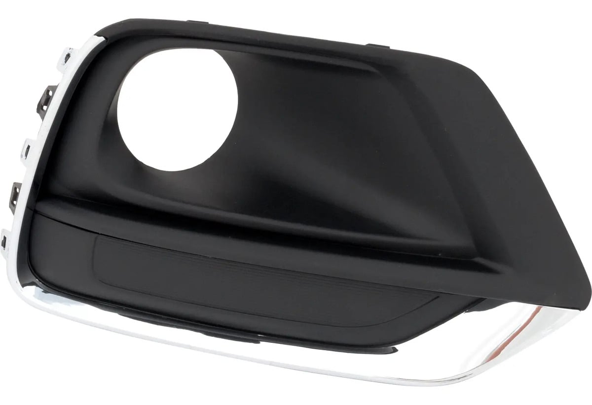 Bisel Faro Niebla Derecho Delantero Chevrolet Trax 2017-2023