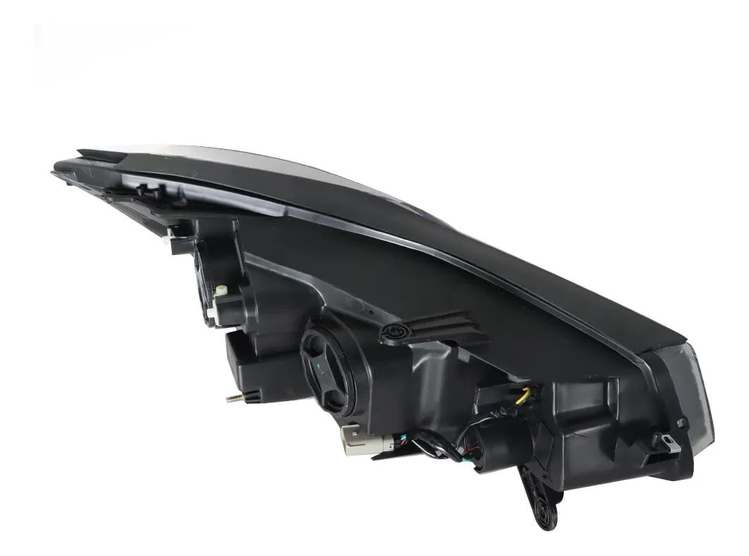 Faro Sin Lupa Izquierdo Delantero Chevrolet Trax 2017-2023