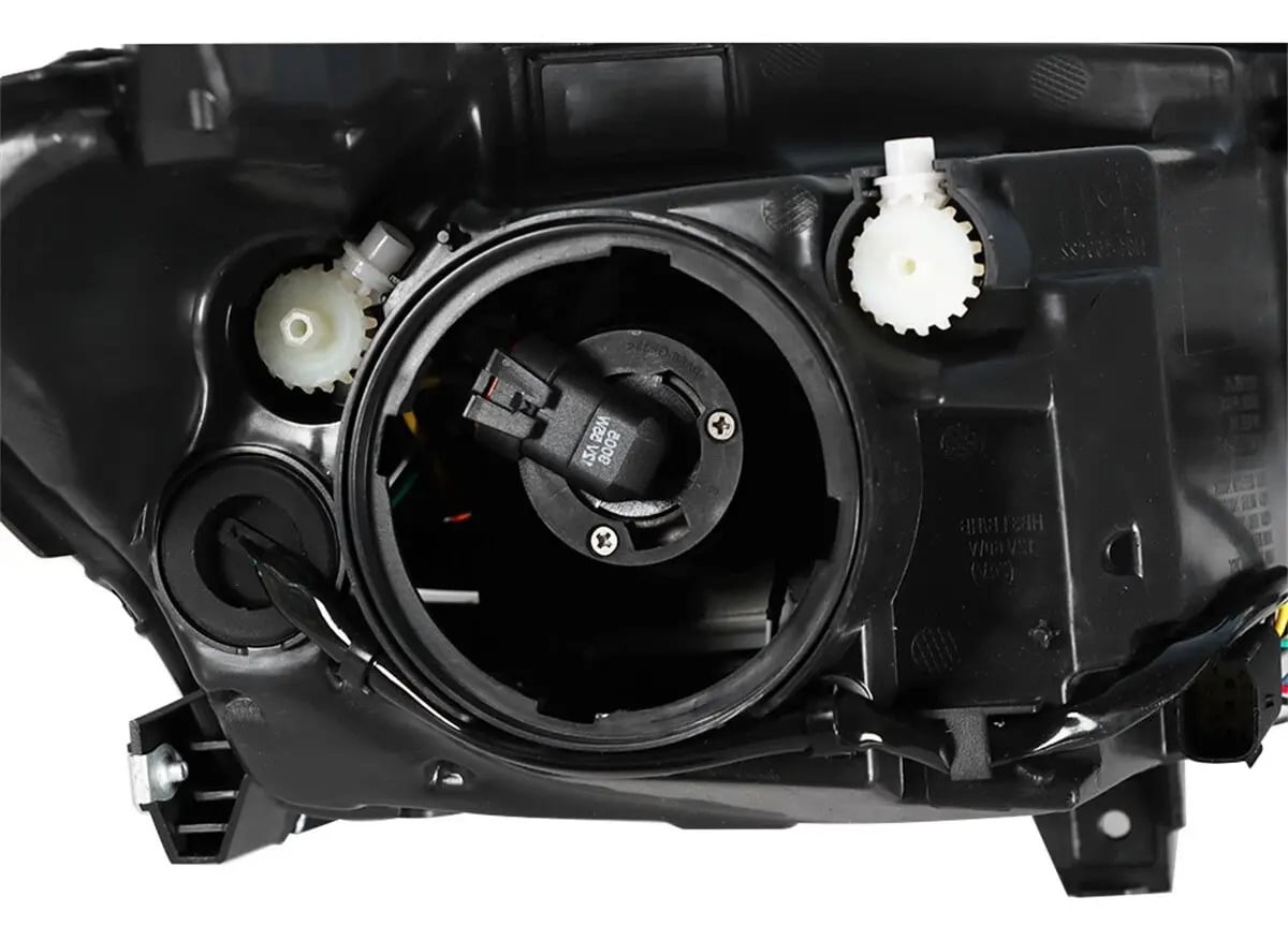 Faro Foco Izquierdo Delantero Chevrolet Malibu 2016-2018