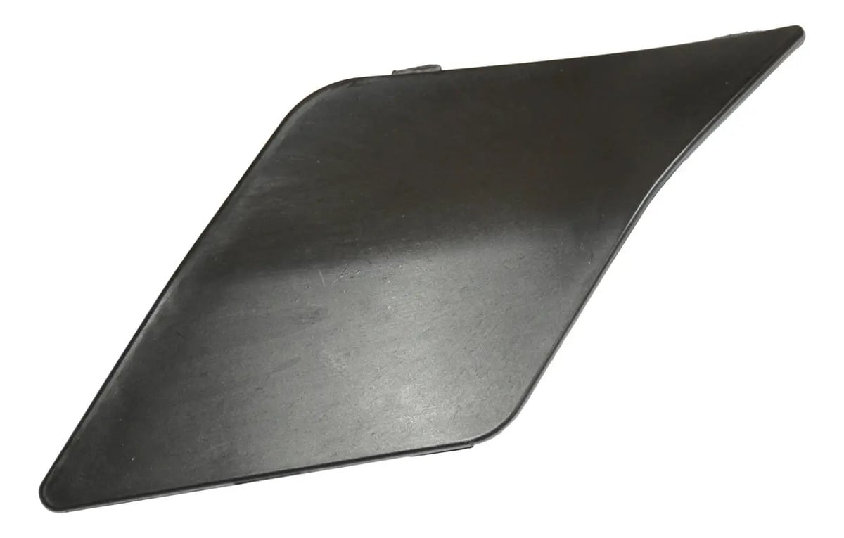 Tapa Gancho Remolque Delantero Nissan Sentra 2020-2023
