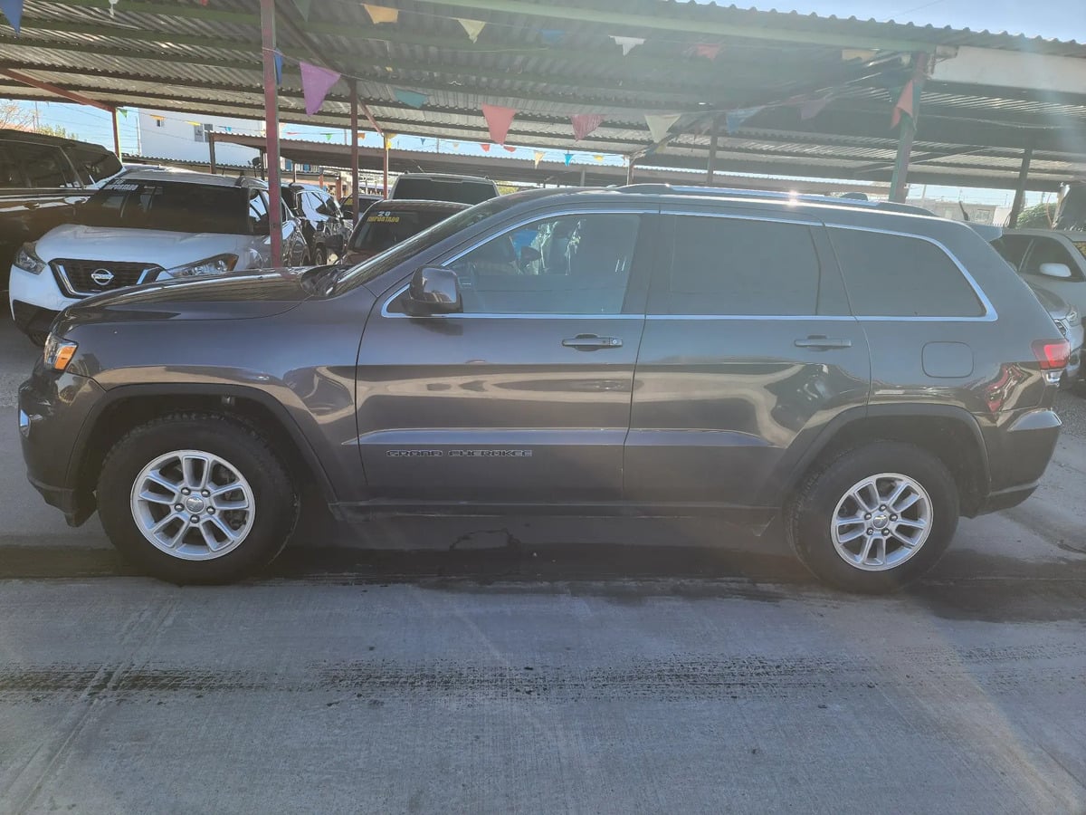 3.6 Laredo E 4x2 At Jeep Grand Cherokee 2020