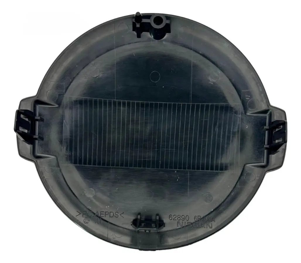 Emblema Versa 23-25 Delantero Nissan Versa 2023-2025