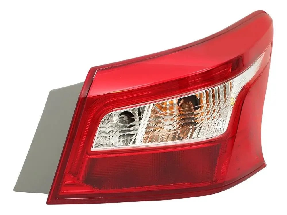 Calavera Mica Derecho Trasero Nissan Sentra 2016-2019