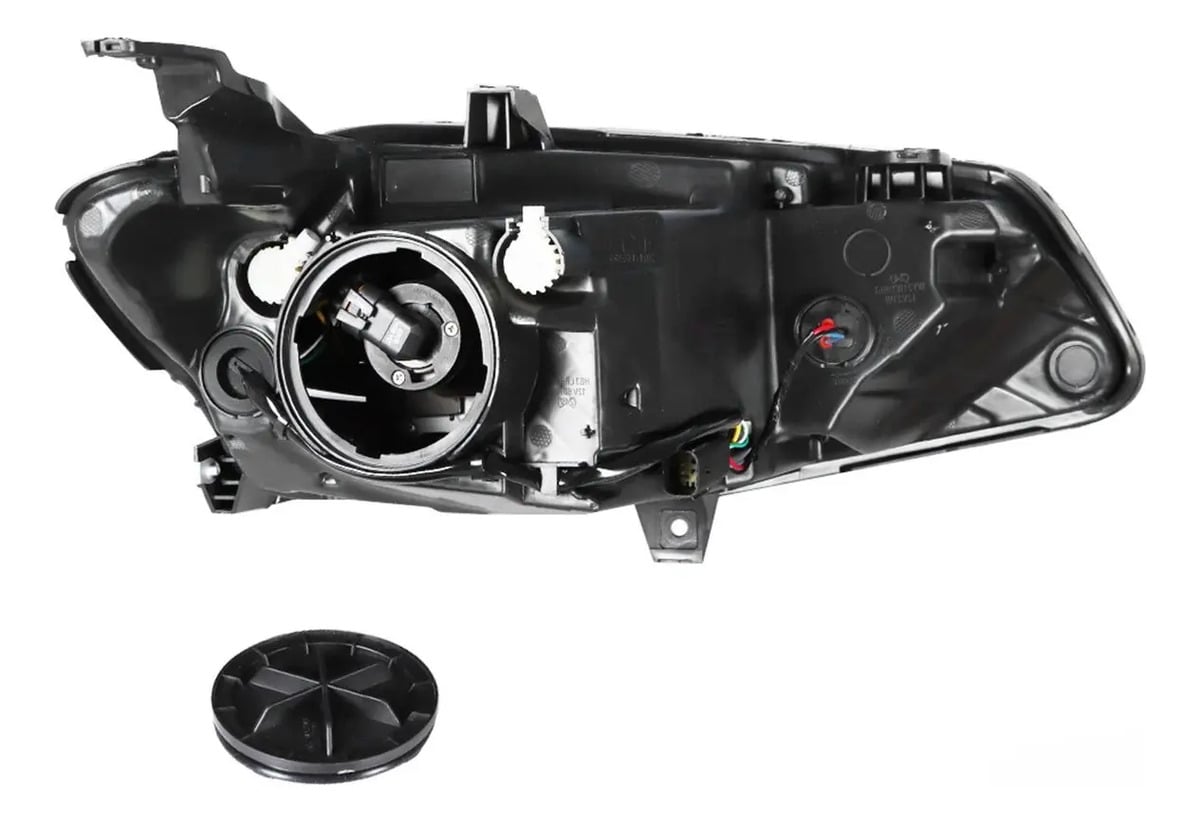 Faro Foco Izquierdo Delantero Chevrolet Malibu 2016-2018