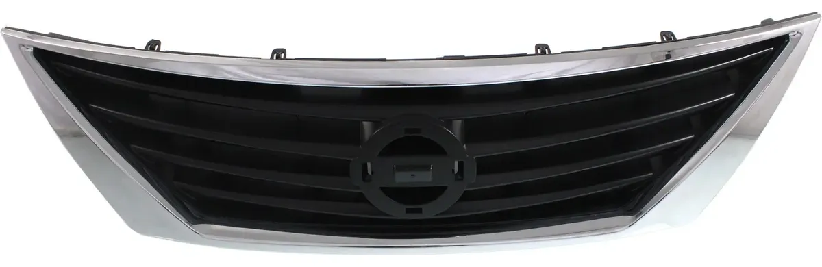 Parrilla Coraza Cromada Versa Delantero Nissan Versa 2012-2014
