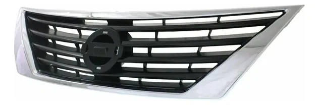 Parrilla Coraza Cromada Versa Delantero Nissan Versa 2012-2014