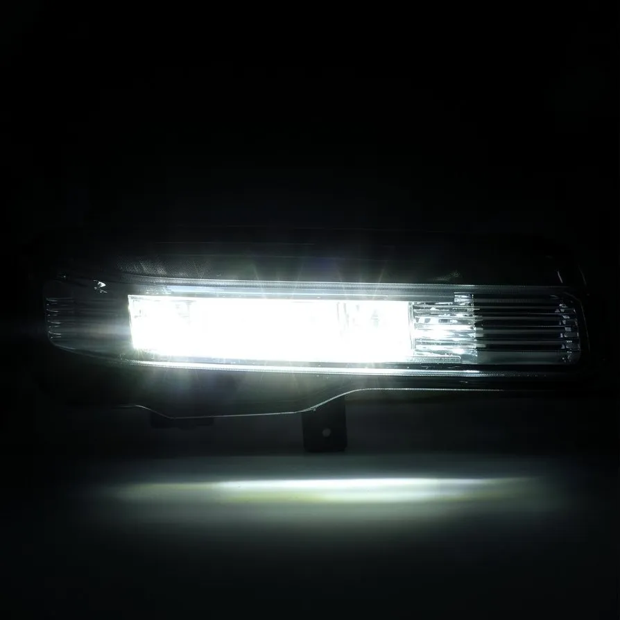Faro De Niebla Derecho Delantero Ford Explorer 2020-2023