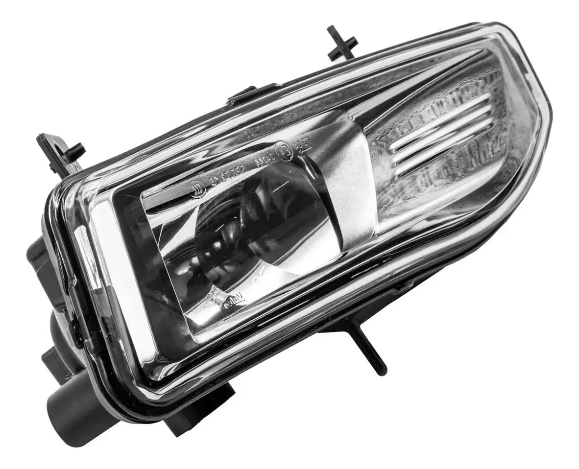 Faro De Niebla Delantero Derecho Nissan Sentra 2020-2023