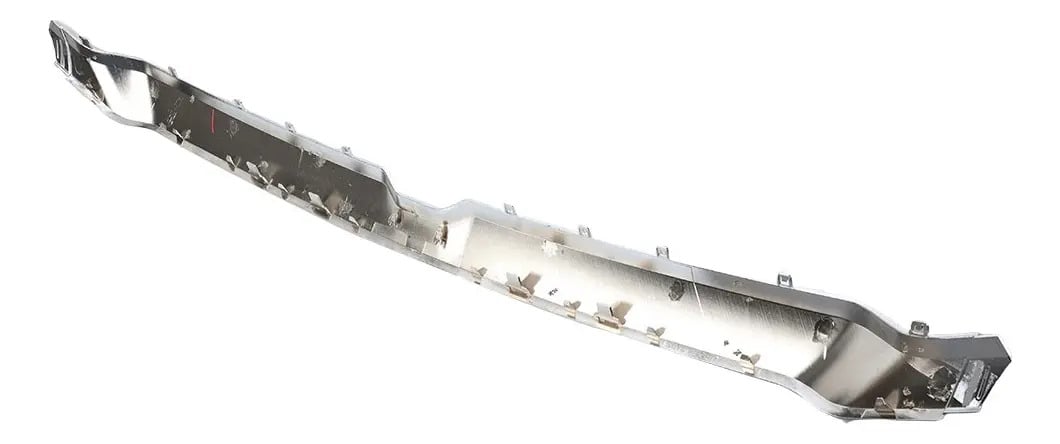 Moldura Cromada Superior De Parrilla Coraza Delantero Ram 1500 2019-2024