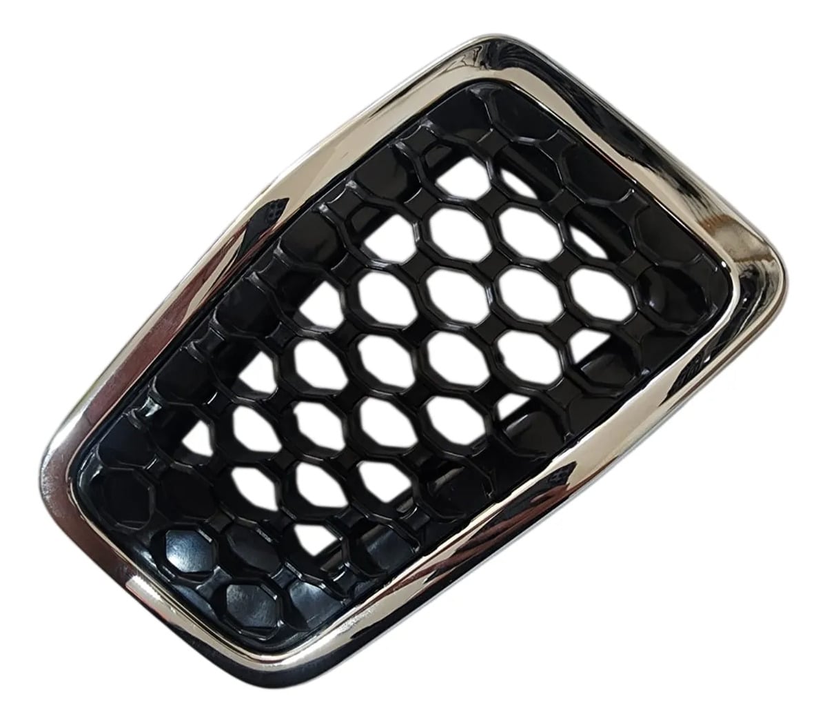 Parrilla Coraza Cromada #7 Delantero Jeep Cherokee 2019-2023